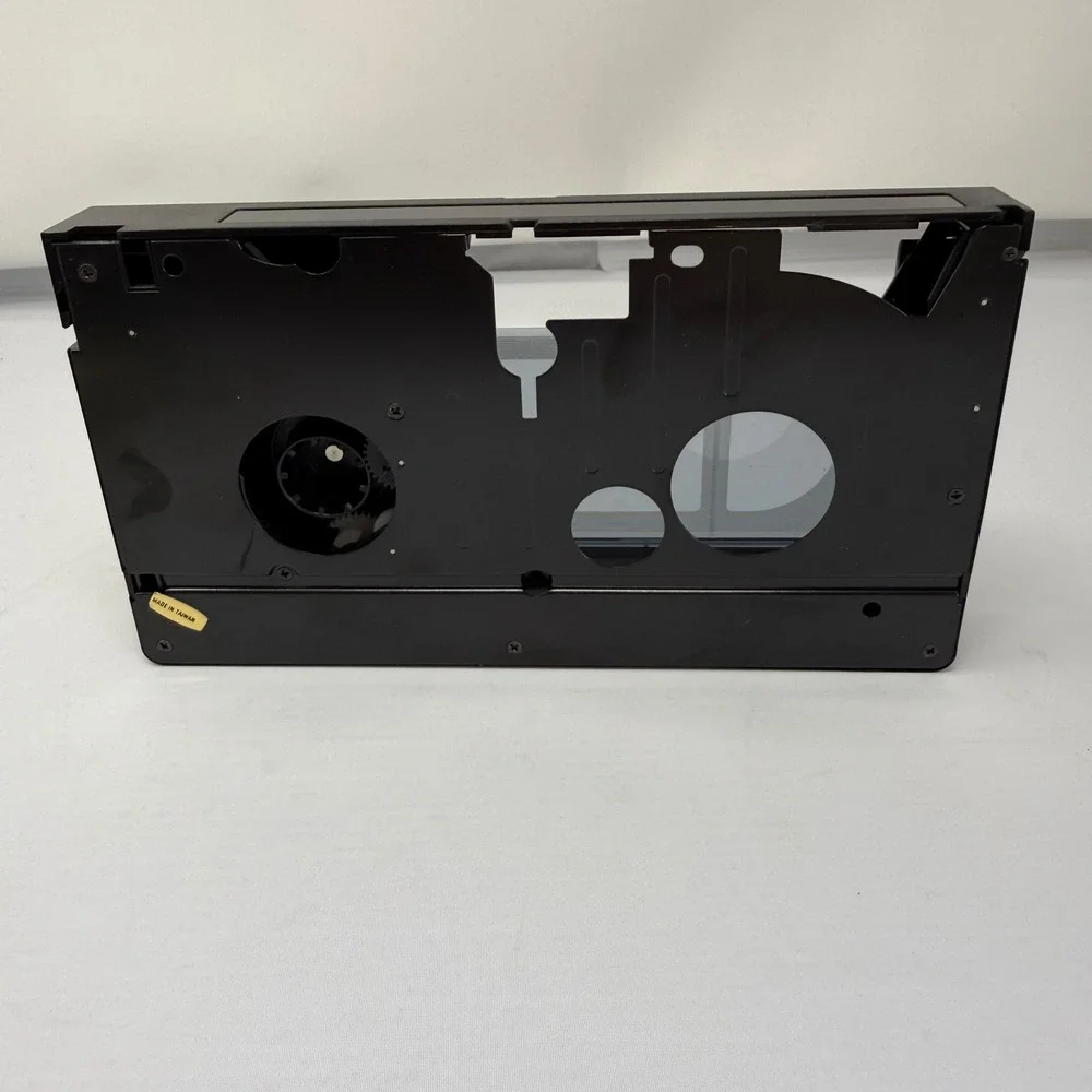 Ambico Y-0730 VHS-C Cassette Adapter for VHS VCR Camcorder Tape Converter Player